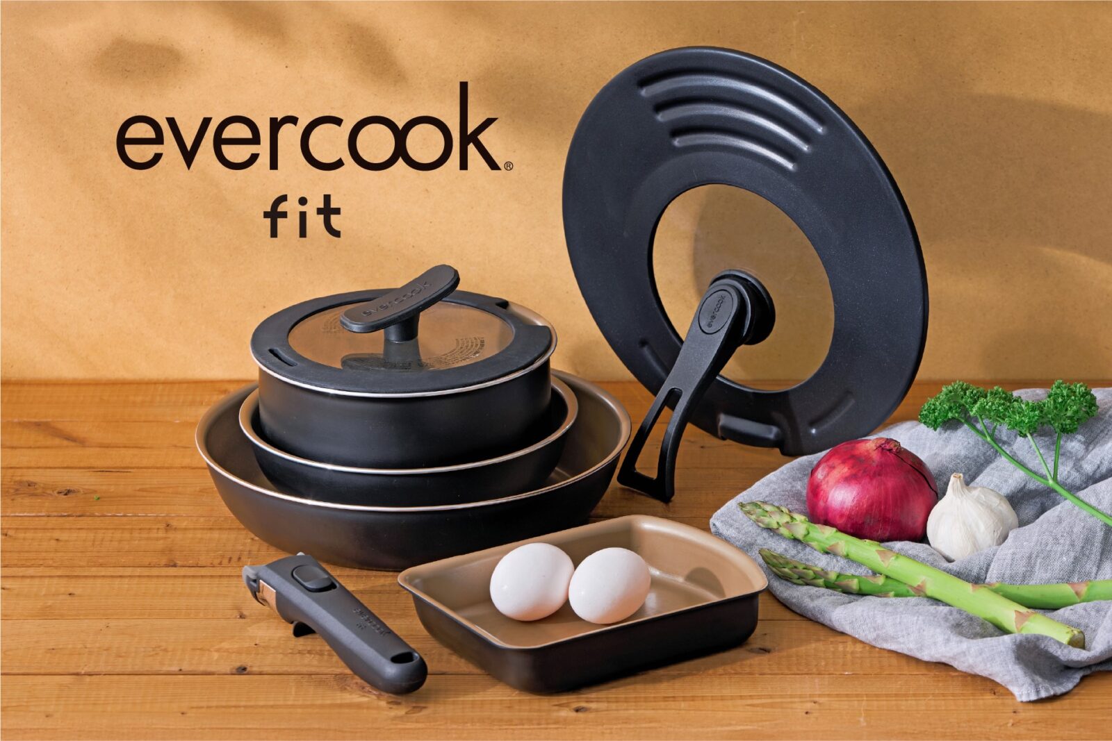 evercook fit（エバークックフィット）」からスタイリッシュなブラック 